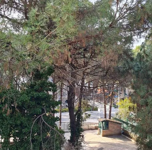 Silent Apartment *