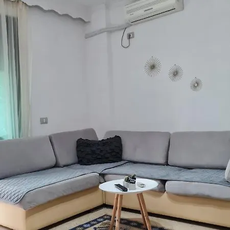 Silent Apartment *